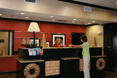 Photo 5 - Hampton Inn & Suites Decatur