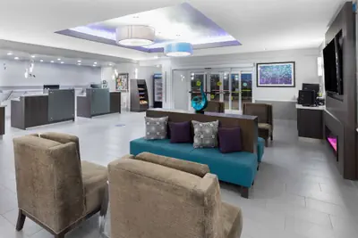 Photo 5 - La Quinta Inn & Suites by Wyndham Port Lavaca