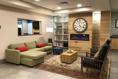 Photo 4 - Country Inn & Suites by Radisson, Emporia, VA