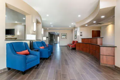 Photo 4 - Comfort Inn & Suites Van Buren - Fort Smith