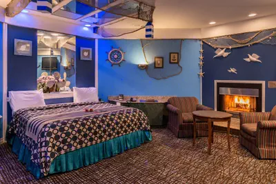 Photo 5 - Inn of the Dove Romantic Suites with Jetted Tub & Fireplace