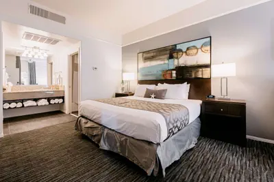 Photo 2 - Tamarack Beach Resort Hotel