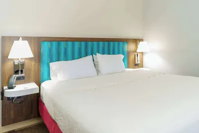 Photo 3 - Hampton Inn Garden City