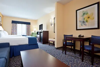 Photo 3 - Holiday Inn Express & Suites Akron Regional Airport Area by IHG