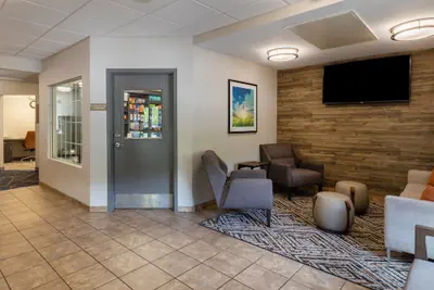 Photo 5 - Candlewood Suites Bluffton-Hilton Head by IHG