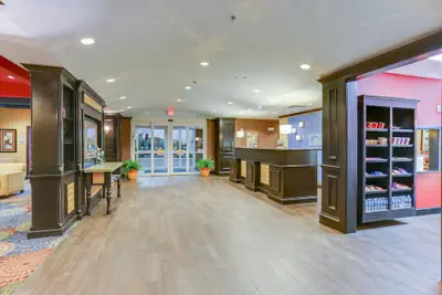 Photo 3 - Holiday Inn Express Hotel & Suites Huntsville by IHG