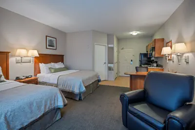 Photo 4 - Candlewood Suites Perrysburg by IHG