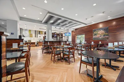 Photo 5 - Four Points by Sheraton Jacksonville Baymeadows