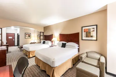 Photo 4 - Red Lion Inn & Suites Mineral Wells
