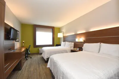 Photo 3 - Holiday Inn Express Hotel & Suites Southern Pines by IHG