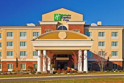 Photo 2 - Holiday Inn Express Hotel Ooltewah Springs-Chattanooga by IHG