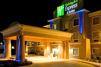 Photo 2 - Holiday Inn Express Jourdanton - Pleasanton by IHG