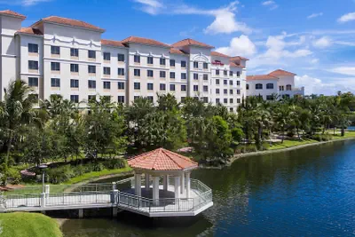 Photo 2 - Hilton Garden Inn Palm Beach Gardens