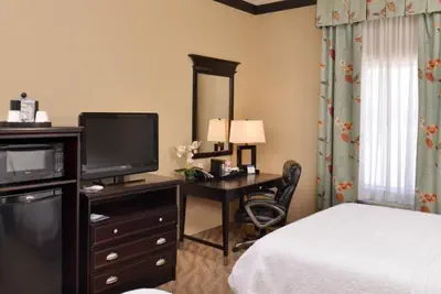 Photo 5 - Hampton Inn Van Horn