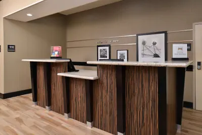 Photo 2 - Hampton Inn Van Horn