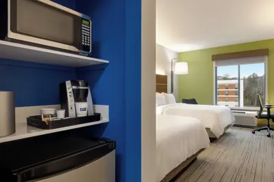Photo 5 - Holiday Inn Express Hotel and Suites of Opelika/Auburn by IHG