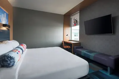 Photo 5 - Aloft by Marriott Denver Airport at Gateway Park
