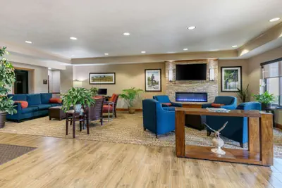 Photo 5 - Comfort Suites Hopkinsville near Fort Campbell