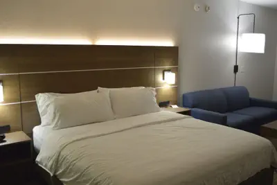 Photo 2 - Holiday Inn Express & Suites Franklin KY by IHG