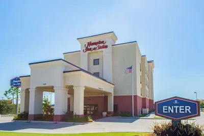 Photo 2 - Hampton Inn & Suites Oklahoma City - South