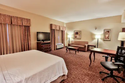 Photo 5 - Hampton Inn & Suites Oklahoma City - South