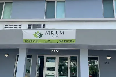Photo 2 - Atrium Hotel, Trademark Collection by Wyndham