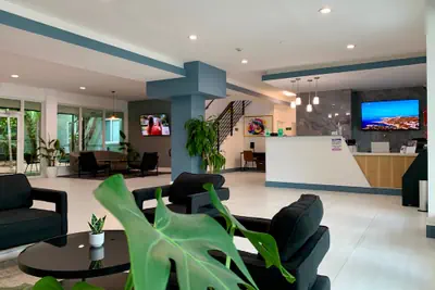 Photo 4 - Atrium Hotel, Trademark Collection by Wyndham