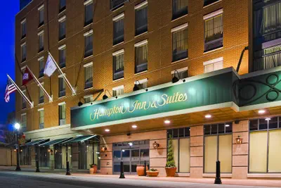 Photo 2 - Hampton Inn & Suites Little Rock-Downtown
