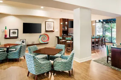 Photo 4 - Hampton Inn & Suites Little Rock-Downtown