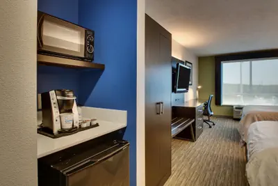 Photo 4 - Holiday Inn Express Lexington North-Georgetown by IHG
