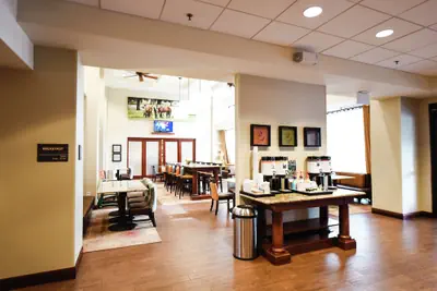Photo 3 - Hampton Inn & Suites Ocala - Belleview