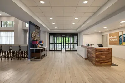 Photo 3 - Hampton Inn & Suites Ocala - Belleview