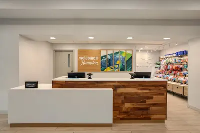 Photo 5 - Hampton Inn & Suites Ocala - Belleview