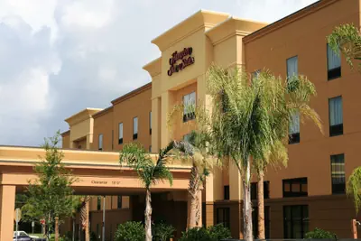 Photo 2 - Hampton Inn & Suites Ocala - Belleview