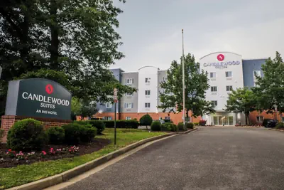 Photo 2 - Candlewood Suites Richmond Airport by IHG