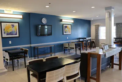 Photo 3 - Microtel Inn & Suites by Wyndham Columbus/Near Fort Benning