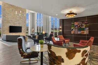 Photo 4 - Cambria Hotel Columbus - Polaris