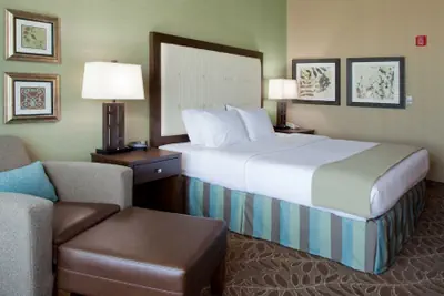 Photo 2 - Holiday Inn Express & Suites Logan by IHG
