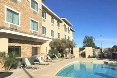 Photo 2 - Comfort Inn & Suites Yuma I-8
