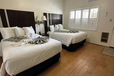Photo 5 - Cambria Palms Motel