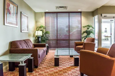 Photo 4 - Comfort Suites Palm Bay - Melbourne