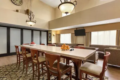 Photo 3 - Hampton Inn Duncan