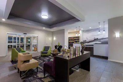 Photo 5 - La Quinta Inn & Suites by Wyndham Huntsville Airport Madison