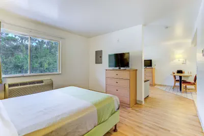Photo 5 - Studio 6 Extended Stay - Kissimmee, FL - Orlando