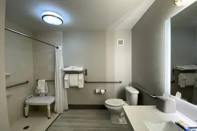 Photo 3 - Holiday Inn Express & Suites Somerset Central by IHG