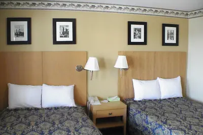 Photo 3 - Stardust Motel
