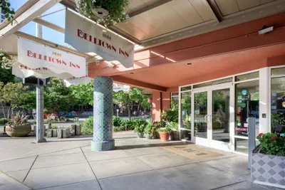 Photo 2 - The Belltown Inn