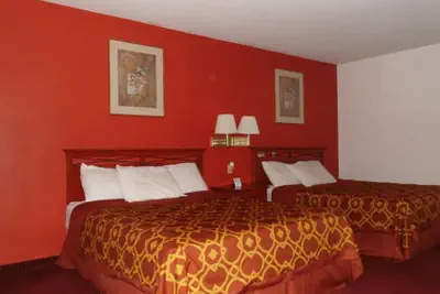 Photo 5 - American Inn & Suites