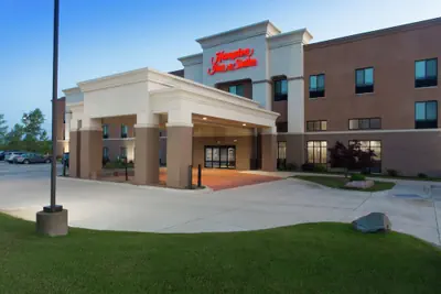 Photo 2 - Hampton Inn & Suites Ankeny