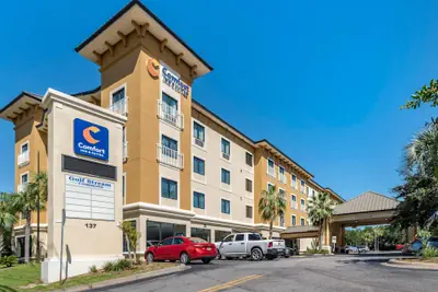 Photo 2 - Comfort Inn & Suites Fort Walton Beach - Destin West